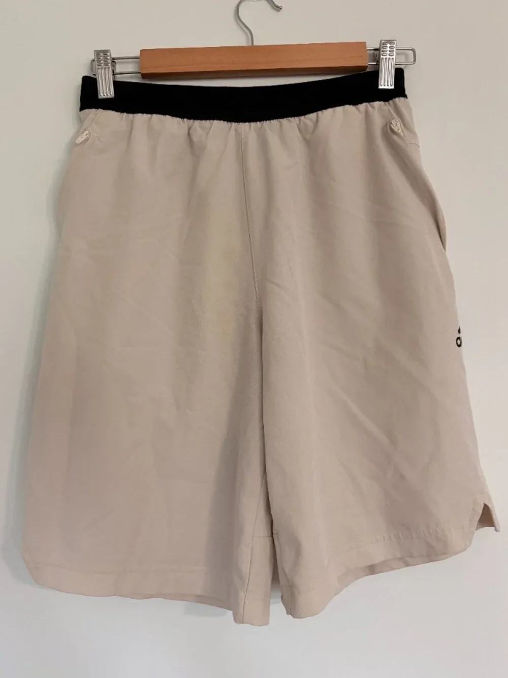 adidas AEROREADY Athletic Shorts Men's Small Cream Beige Zip Pocket Workout Shor